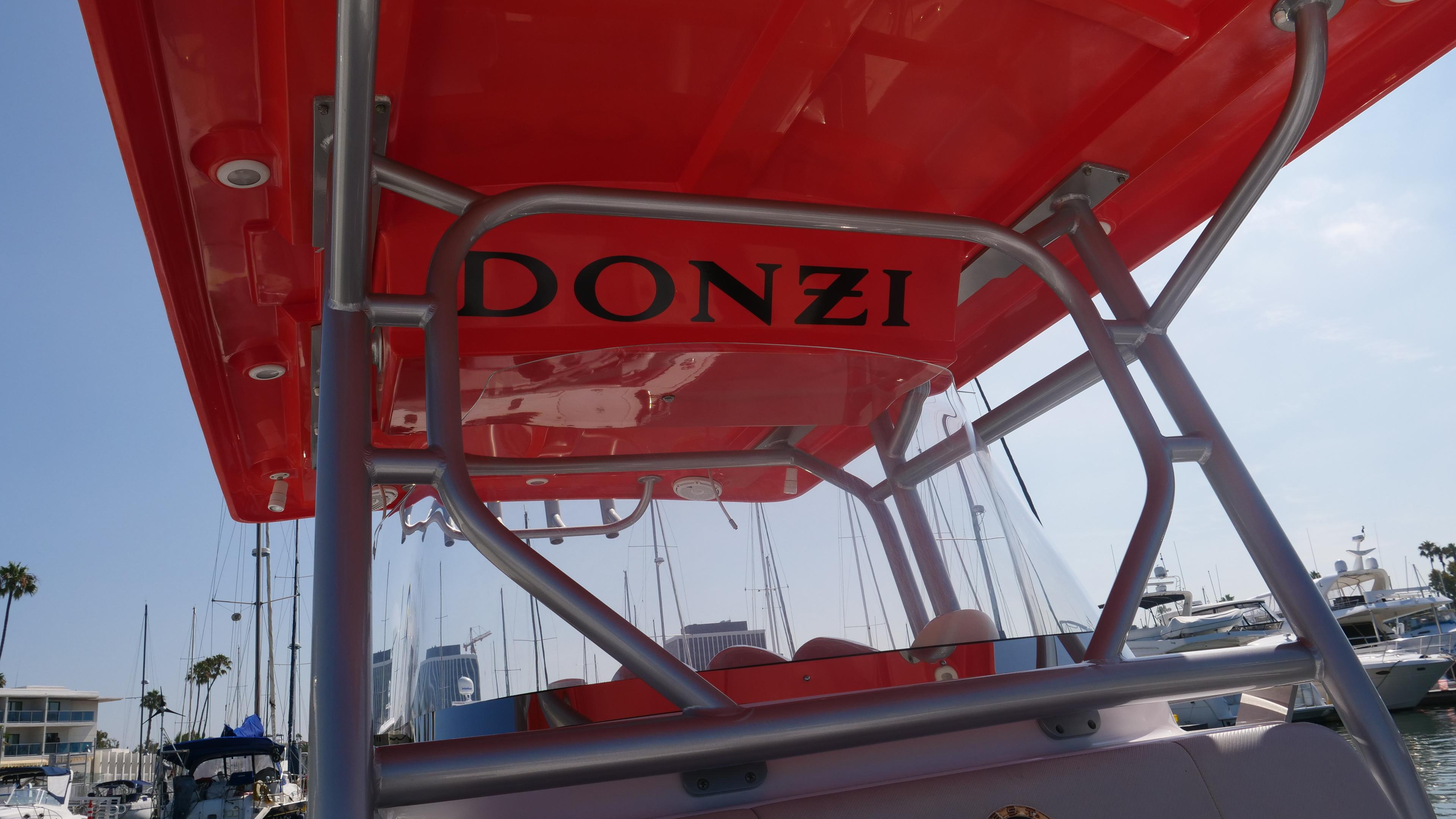 2010 Donzi ZF