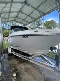 2011 Sea Ray 230 SLX