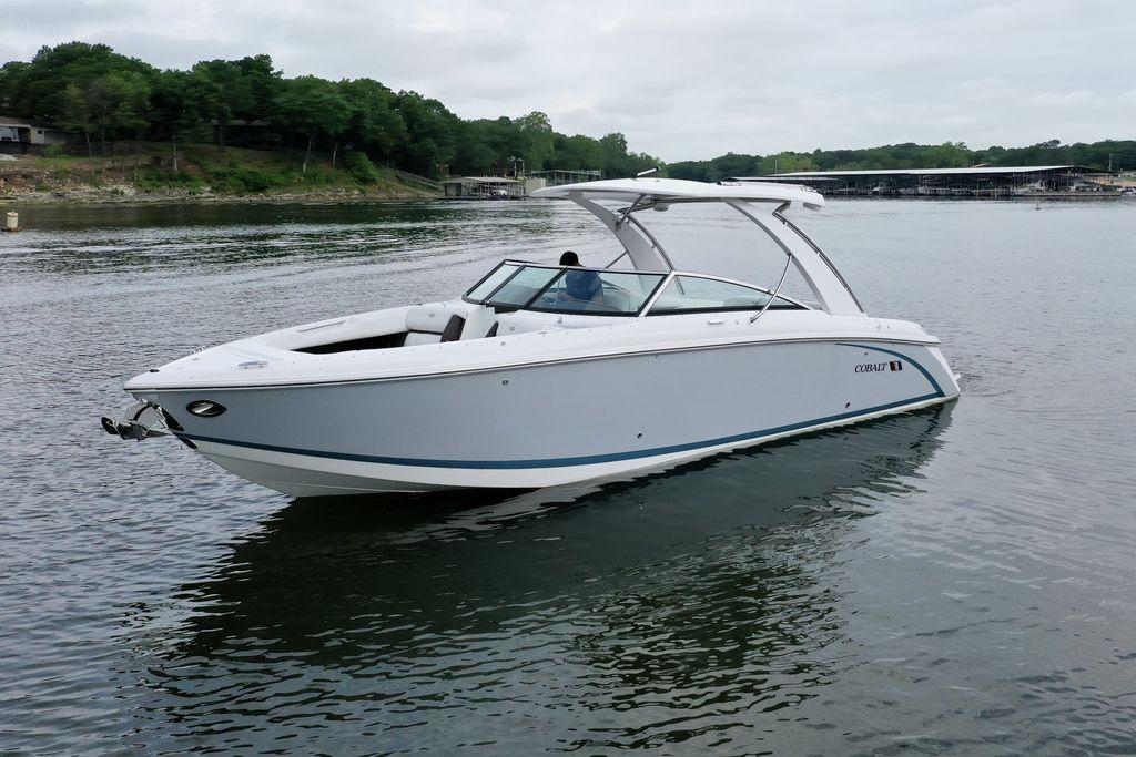 New 2023 Cobalt R30, 74331 Afton - Boat Trader