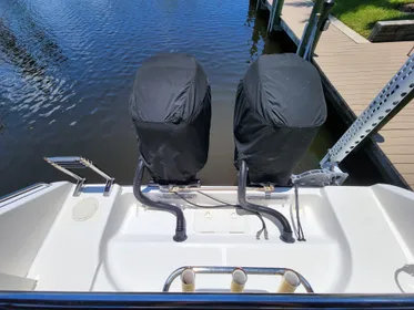 2006 Century 3200 Center Console