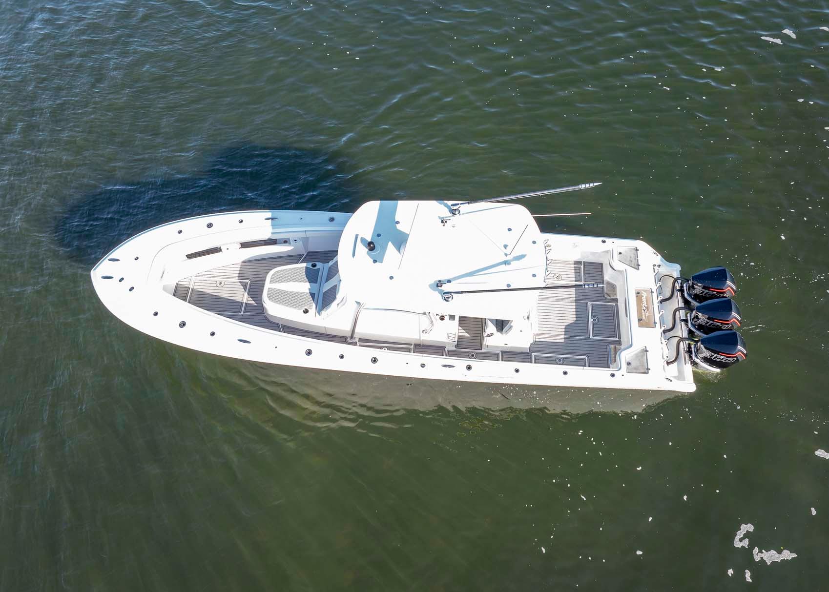 Used 2021 Front Runner 36 Center Console, 11715 Blue Point