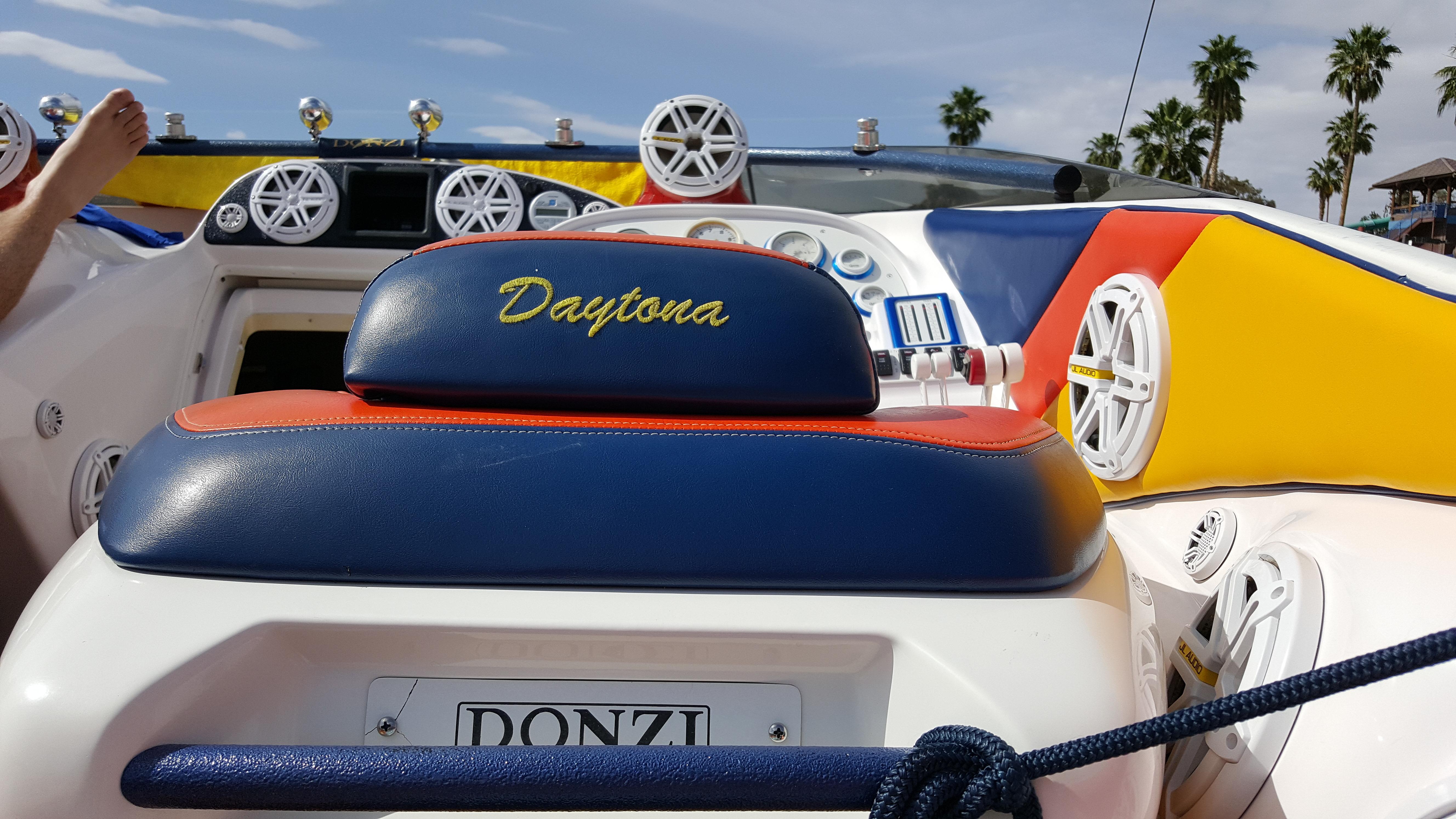 2001 Donzi Daytona