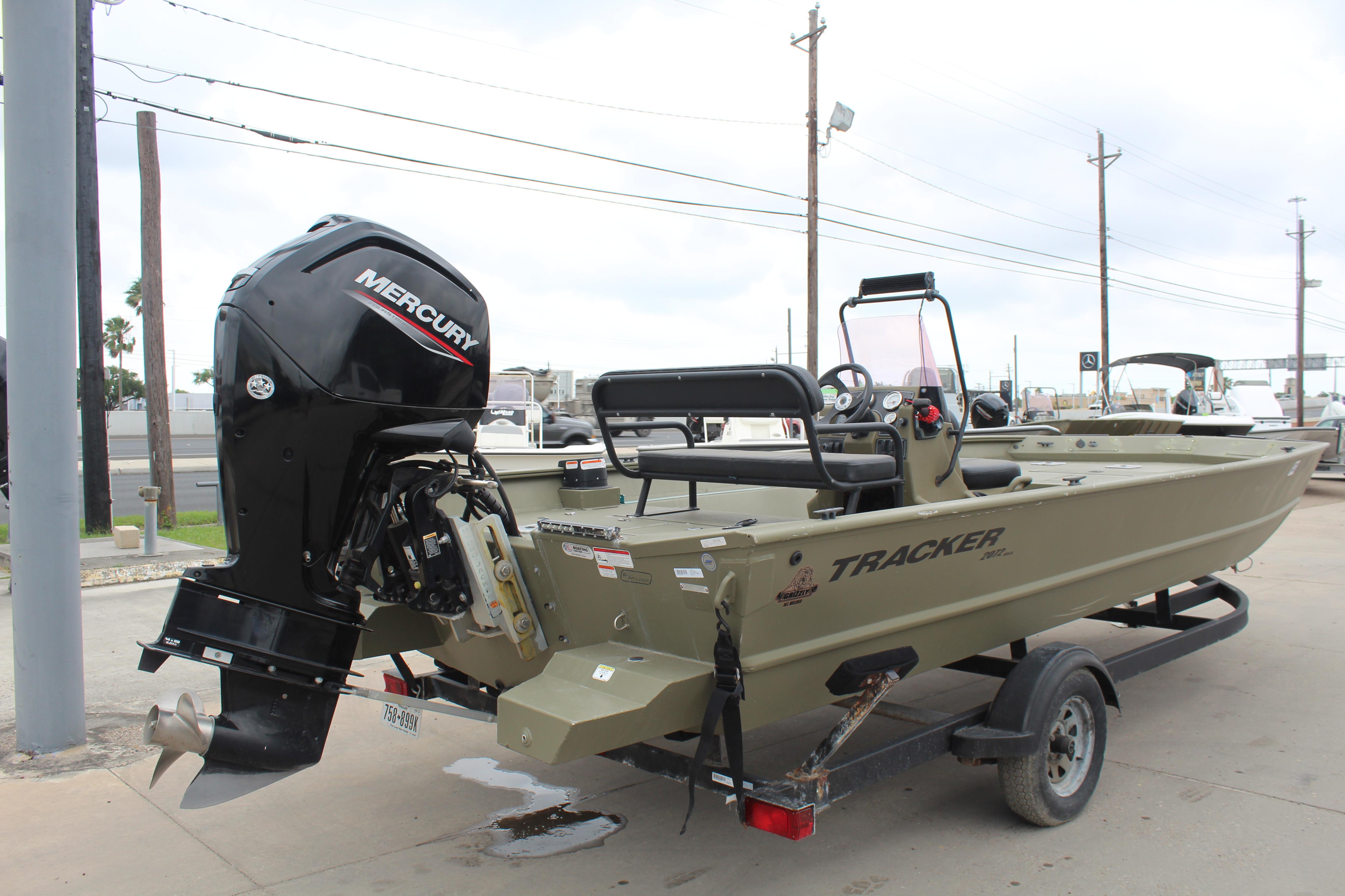 2020 Bass Tracker Grizzly 2072 CC