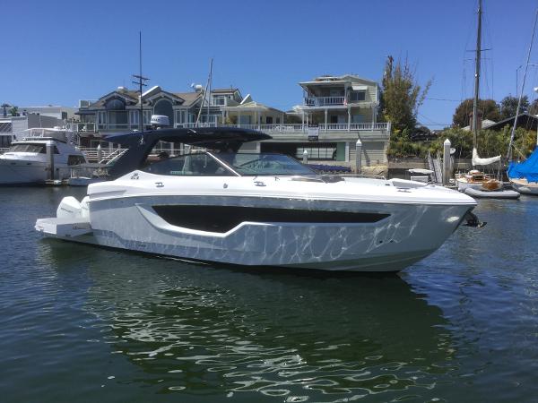 Cruisers Yachts 38 Gls Boats For Sale Boat Trader