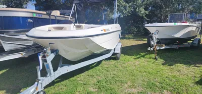 2017 Bayliner Element E21