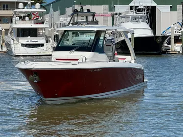 2021 Tiara Yachts 34 LS