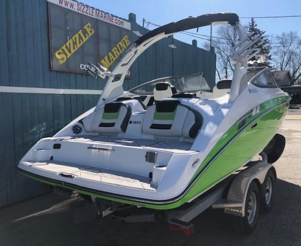 2021 Yamaha Boats 212XD
