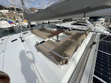 2017 Fountaine Pajot Saona 47