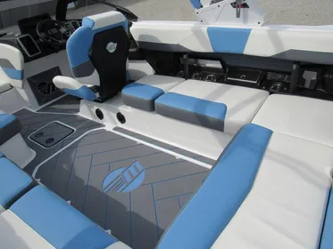 2024 Malibu Wakesetter Lsv 23