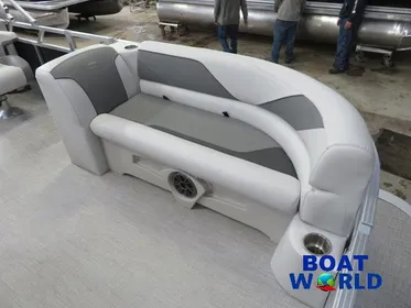 2024 Tahoe Sport 2385 Quad Lounge Pontoon & Honda 4-Stroke EF