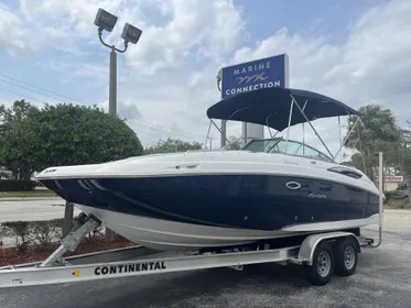 2023 Hurricane SunDeck 2410 OB