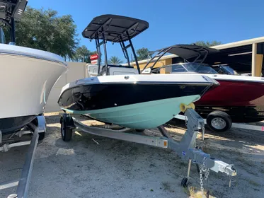 2023 Yamaha Boats 195 FSH Sport