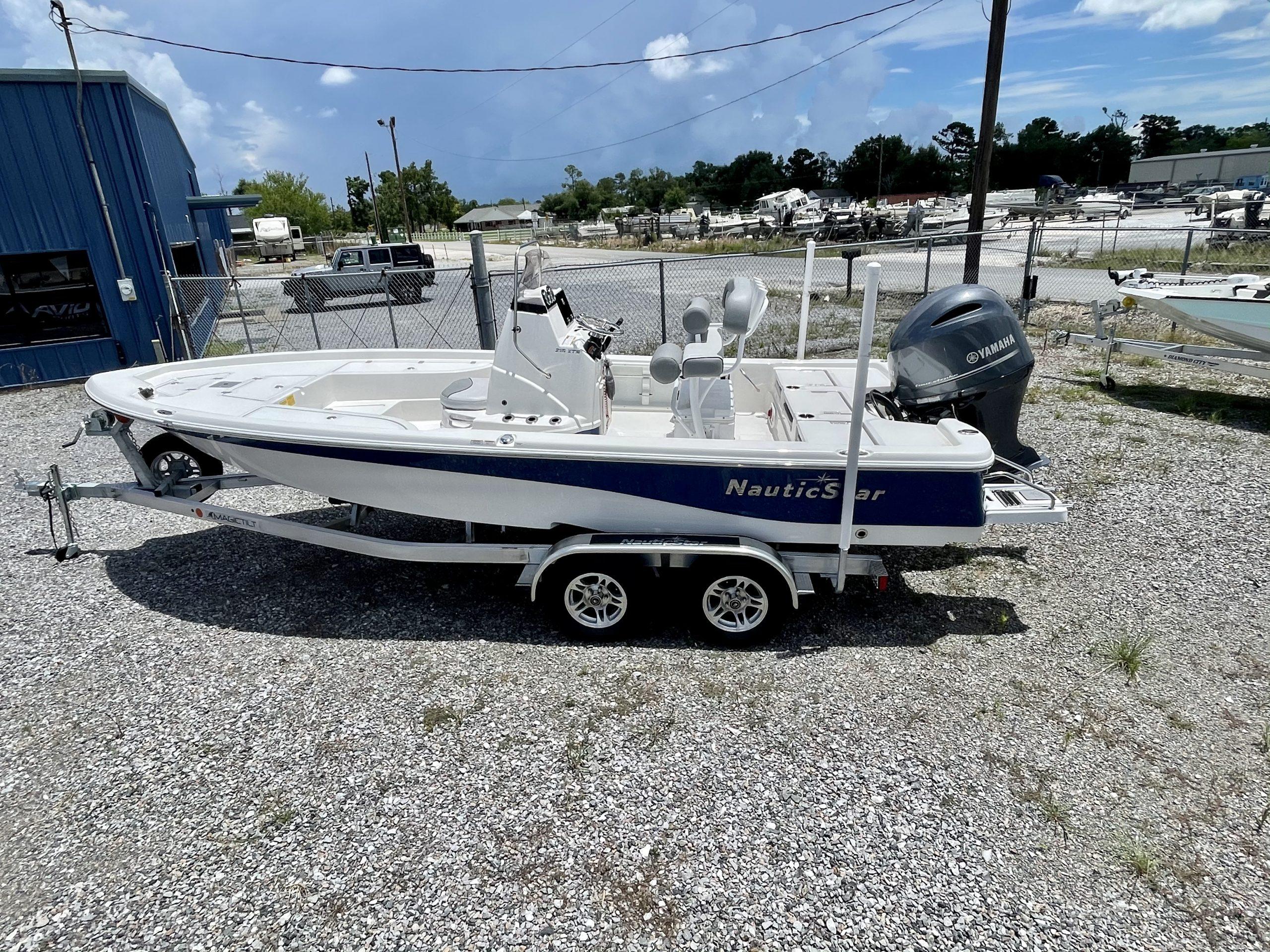 New 2022 NauticStar 215 XTS BAY BOAT, 70665 Sulphur - Boat Trader