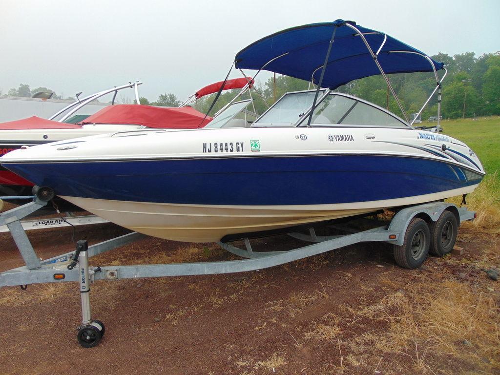 2006 Yamaha Boats SX230