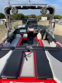 2016 MasterCraft X30