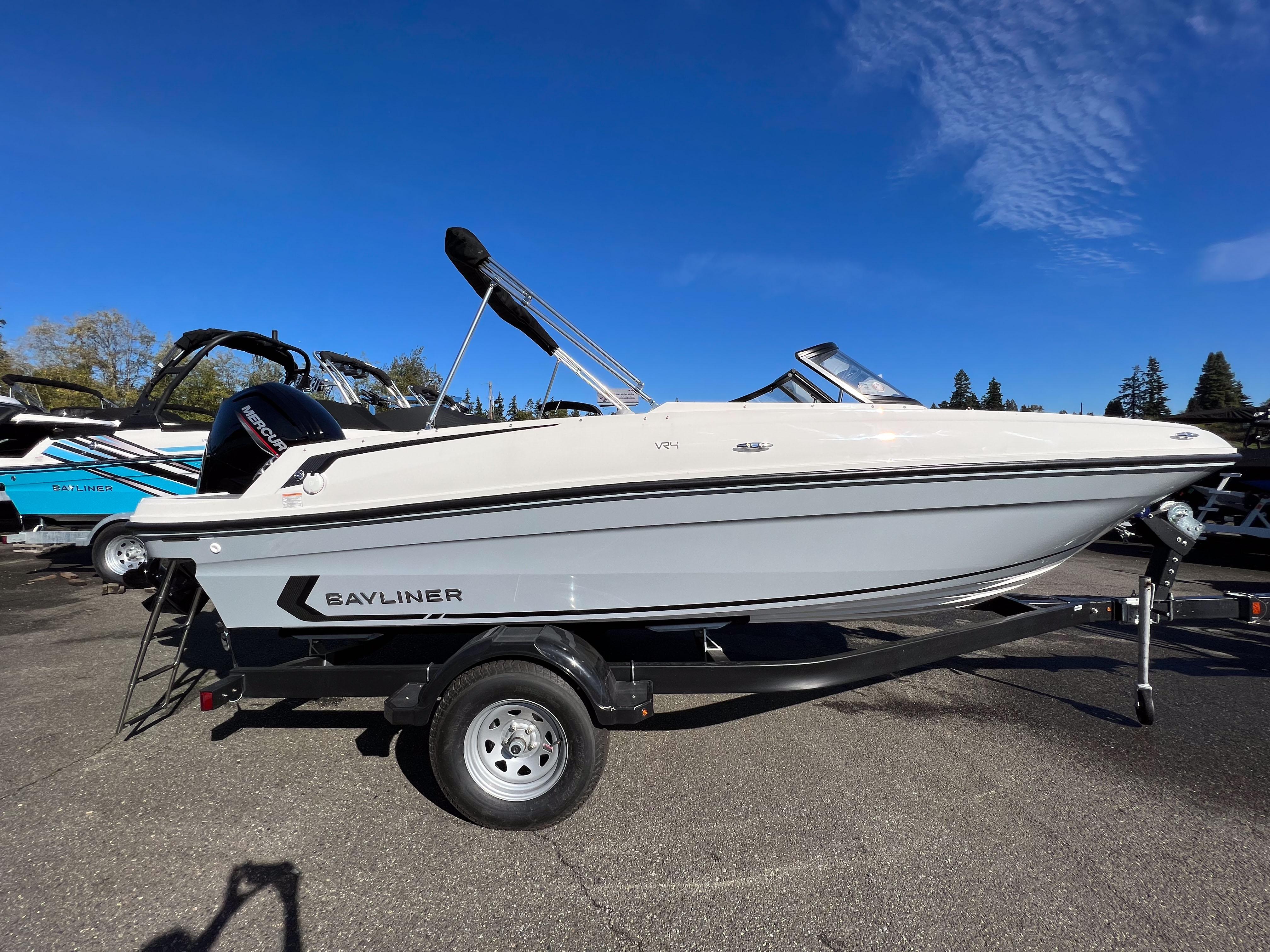 2024 Bayliner VR4 Bowrider I/O