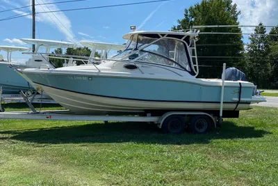 2003 Scout 242 Abaco