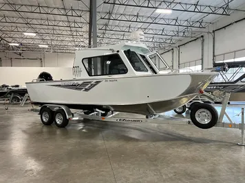 2025 Hewescraft 240 Ocean Pro HT