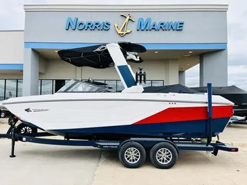 2024 Nautique G23