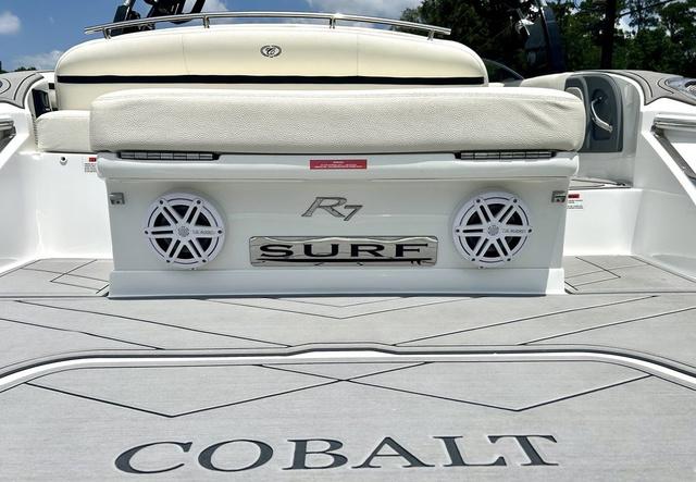 2019 Cobalt R7 Surf