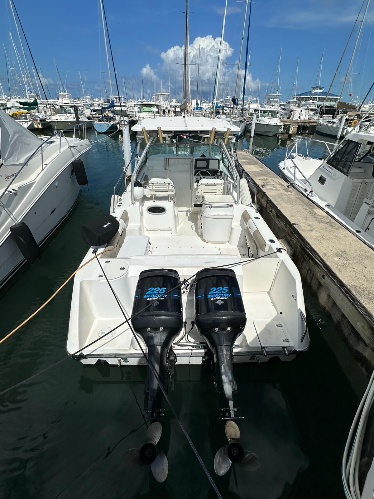 Used 2001 Boston Whaler 26 Conquest, 00738 Fajardo - Boat Trader