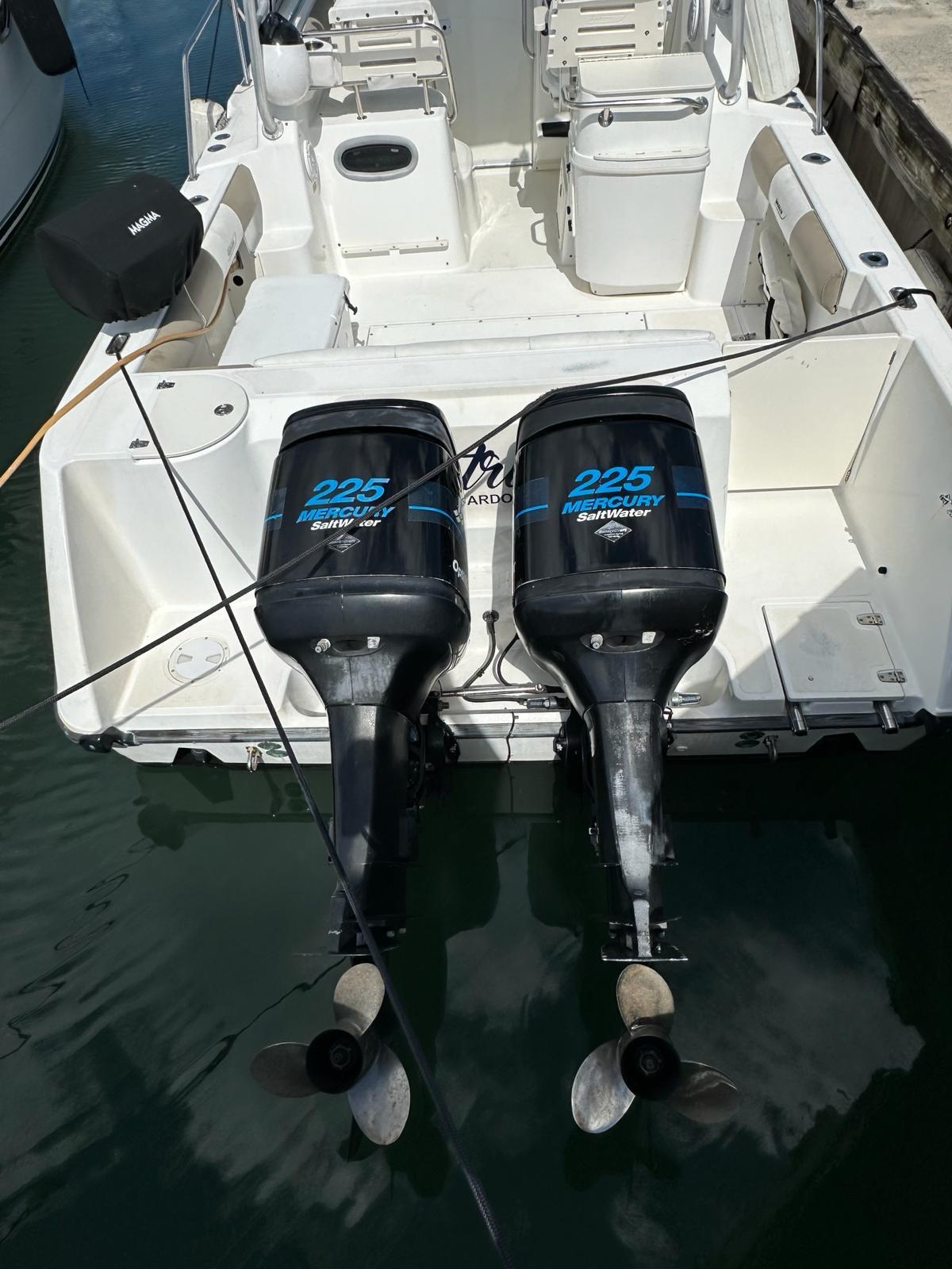 Used 2001 Boston Whaler 26 Conquest, 00738 Fajardo - Boat Trader