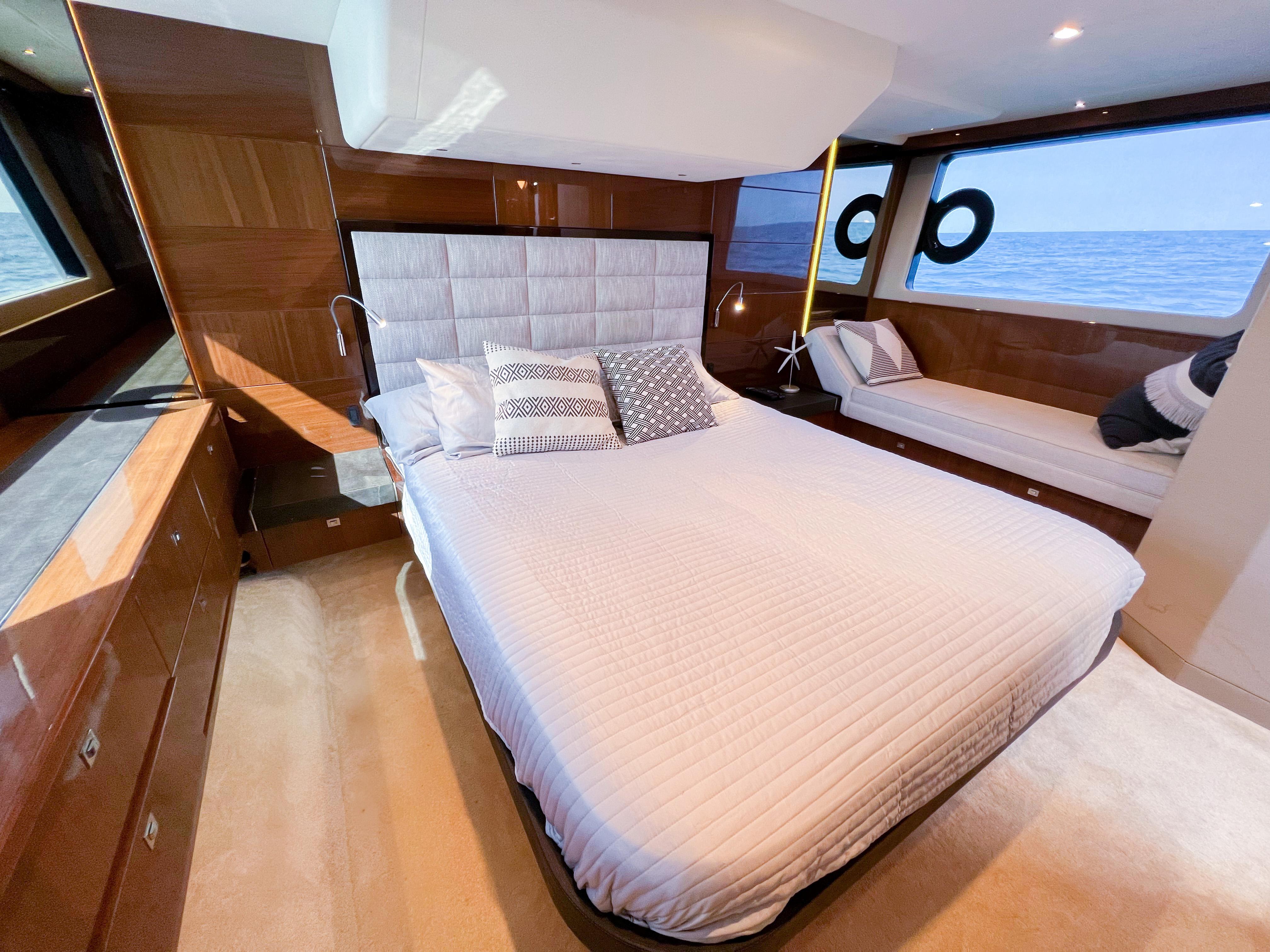 2013 Princess Flybridge 60 Motor Yacht
