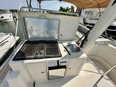 2006 Mainship 400 Trawler