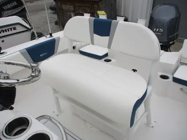 2024 Robalo R180 In Stock Trailer Included Rebate expires 07/