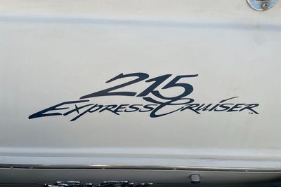2000 Custom 215 Express Cruiser