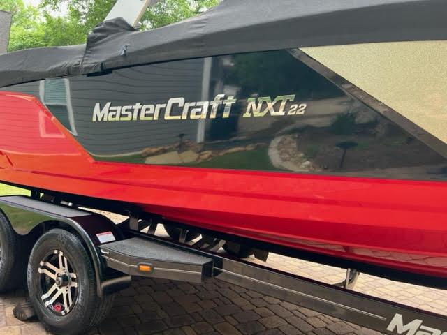 2019 MasterCraft NXT22