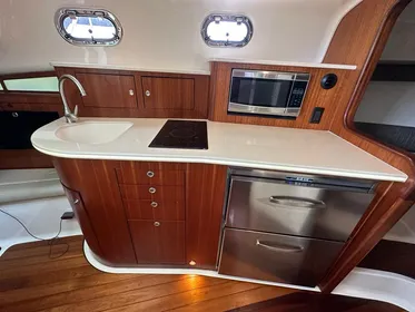 2015 Pursuit 385 Offshore