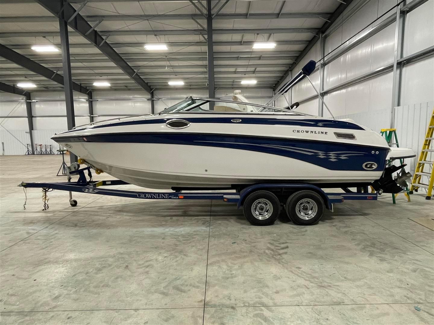 Used 2003 Crownline 230 BR, 49720 Charlevoix - Boat Trader