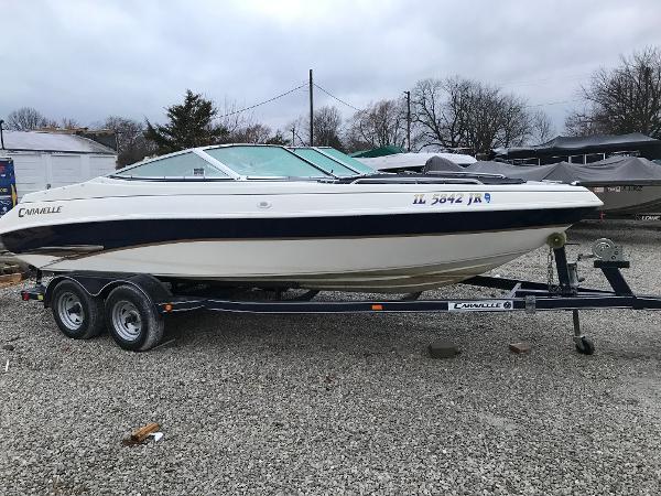 Used 2001 Caravelle 209 Bow Rider, 62560 Raymond - Boat Trader