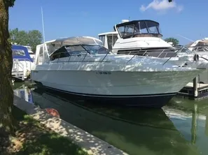 1993 Silverton 34 Express