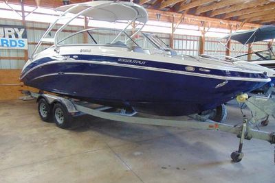 2014 Yamaha Boats 242 Limited S With Galvanized Trailer