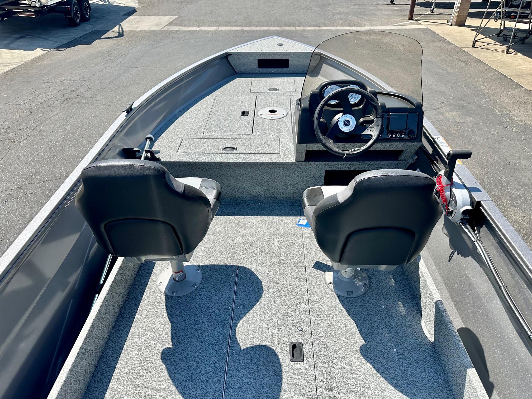 New 2023 Crestliner 1650 Discovery Sc W  40hp Mercury!, 93638 Madera 