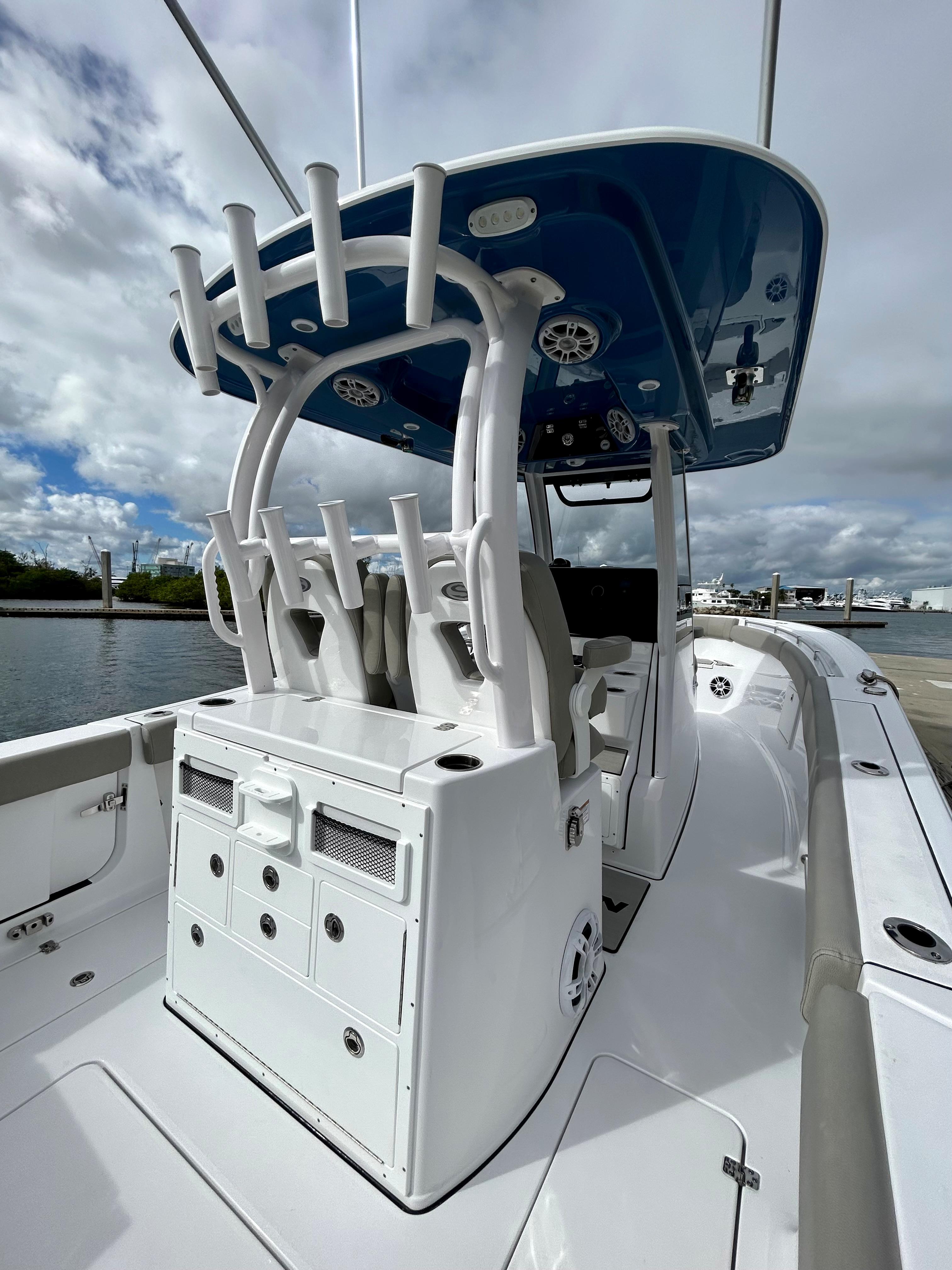 2024 Sportsman Open 282TE Center Console