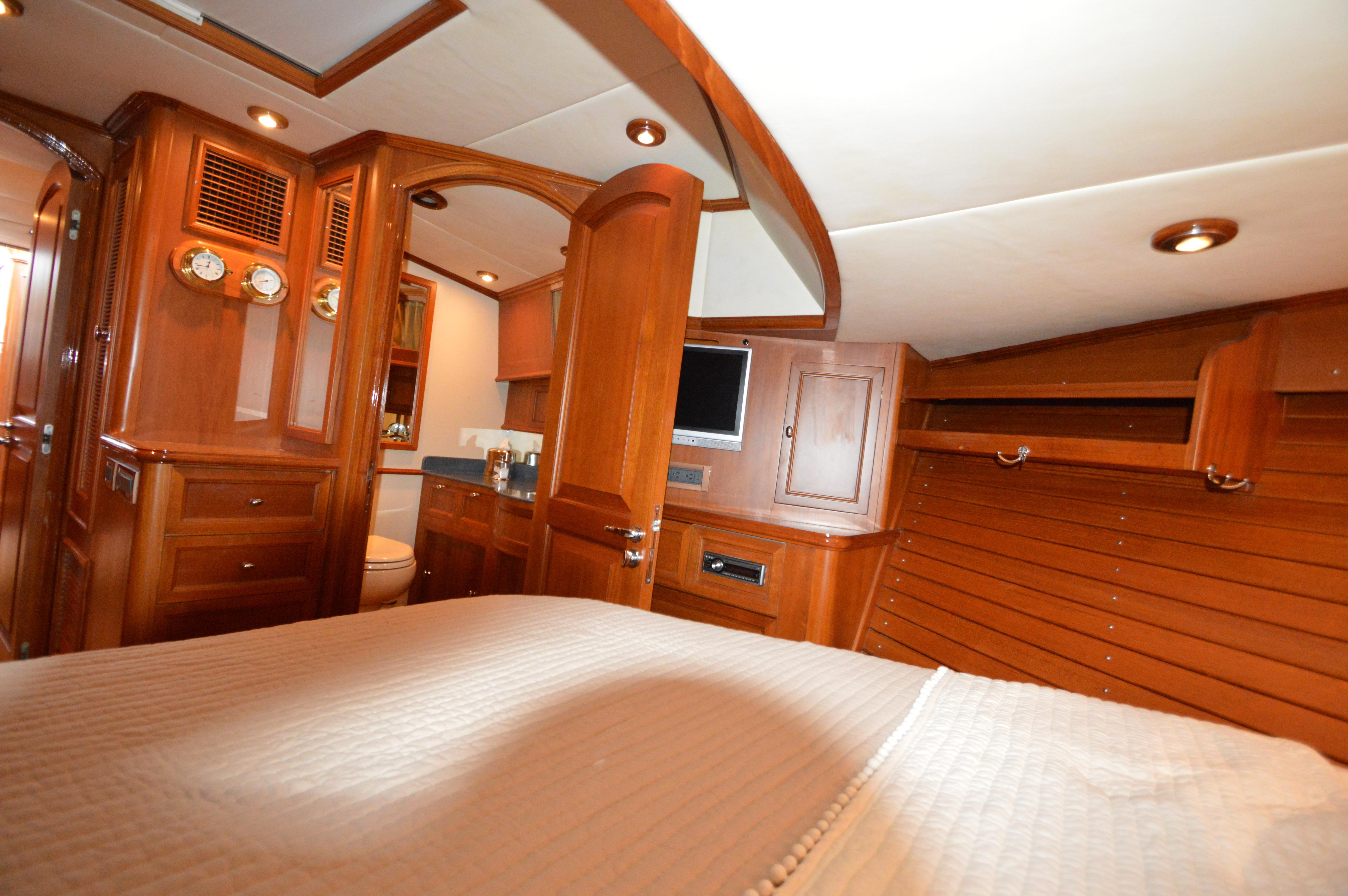 Master stateroom w/view of head