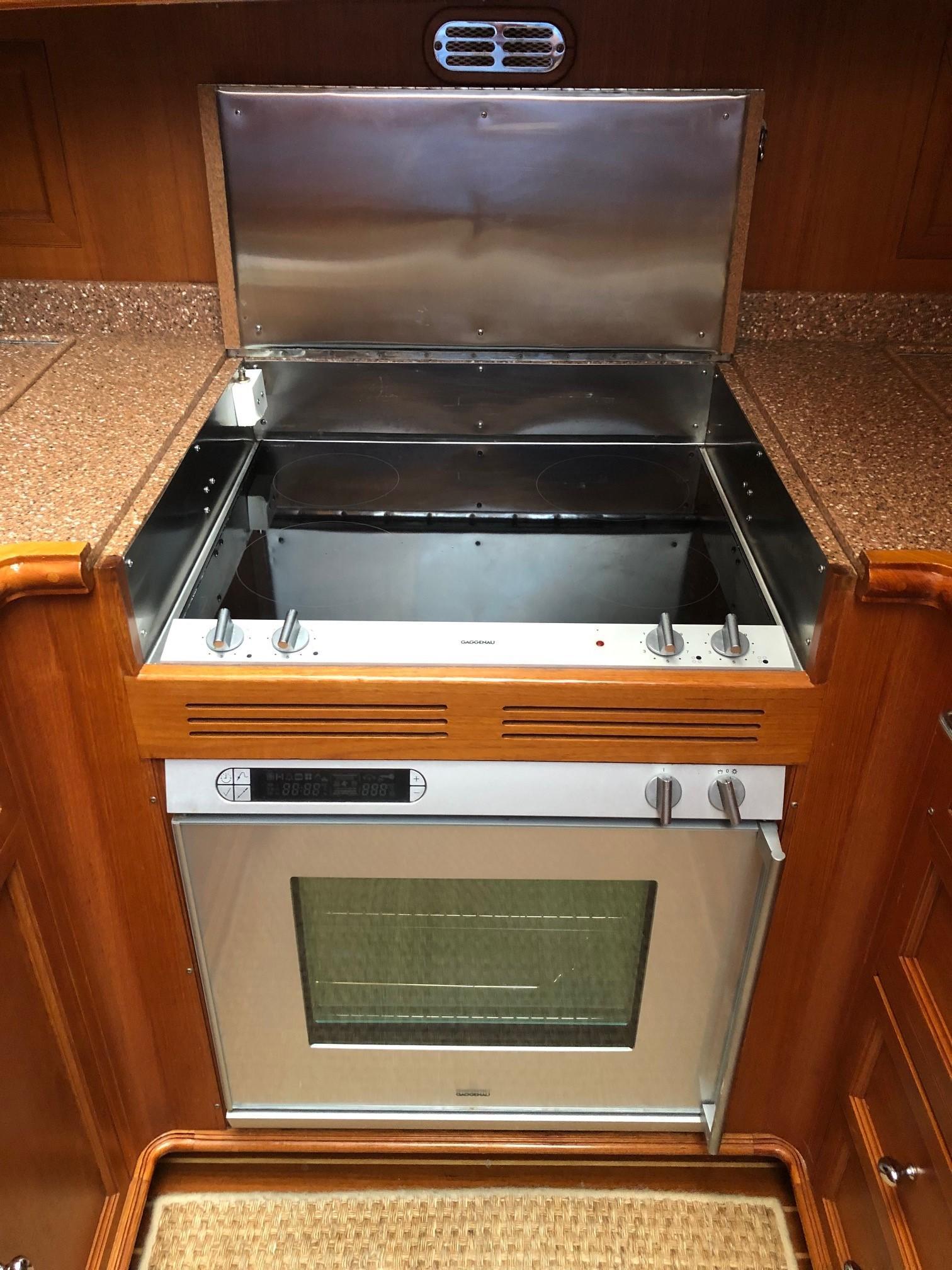 4-burner stove-top and oven