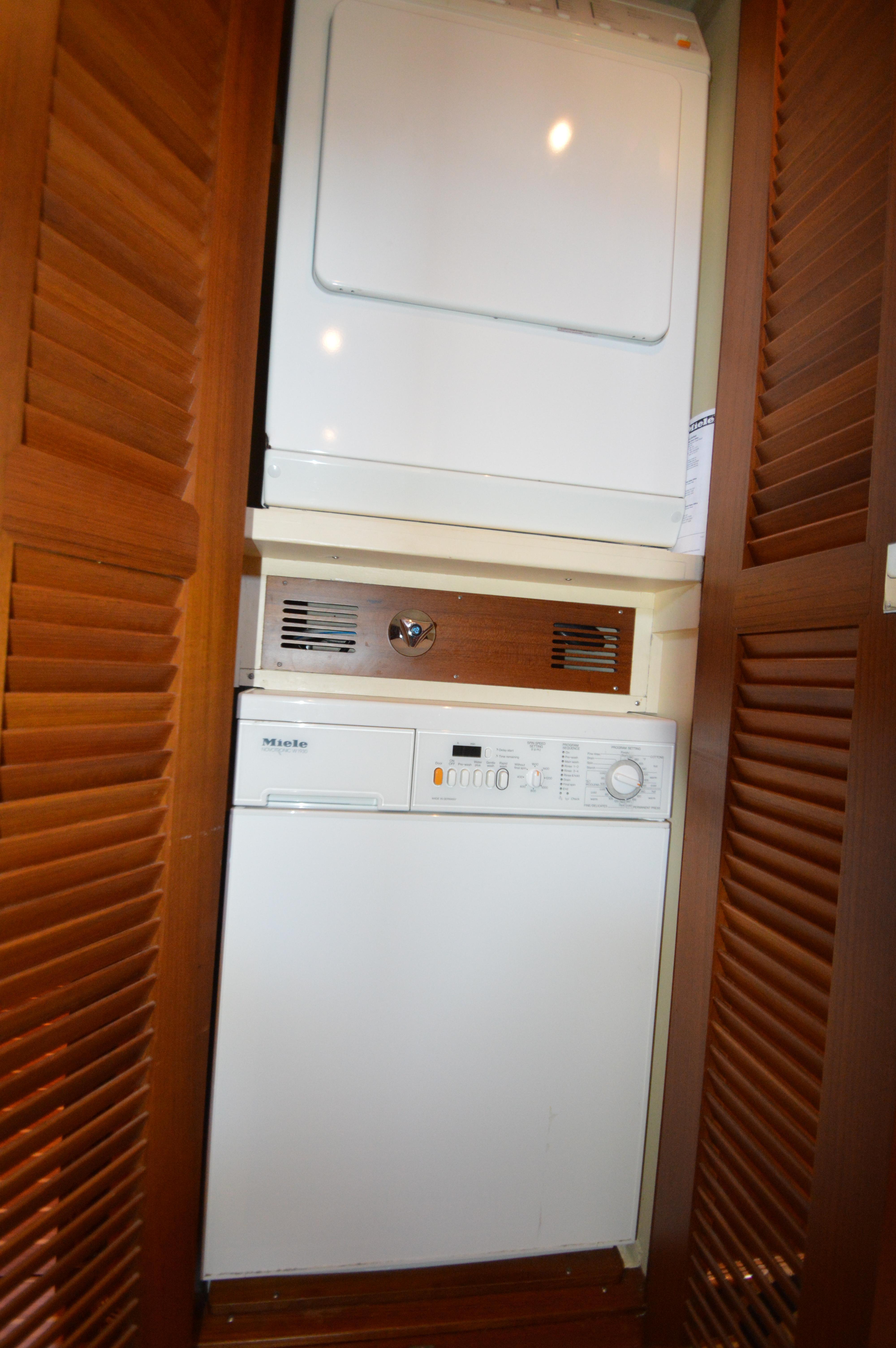 Stacked Washer/Dryer (companionway)