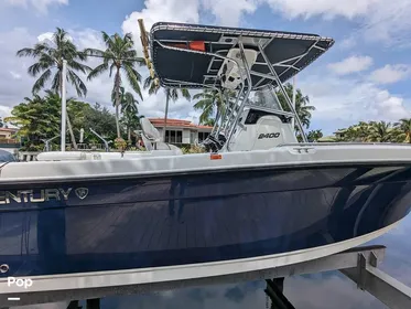 2010 Century 2400CC for sale in North Miami, FL