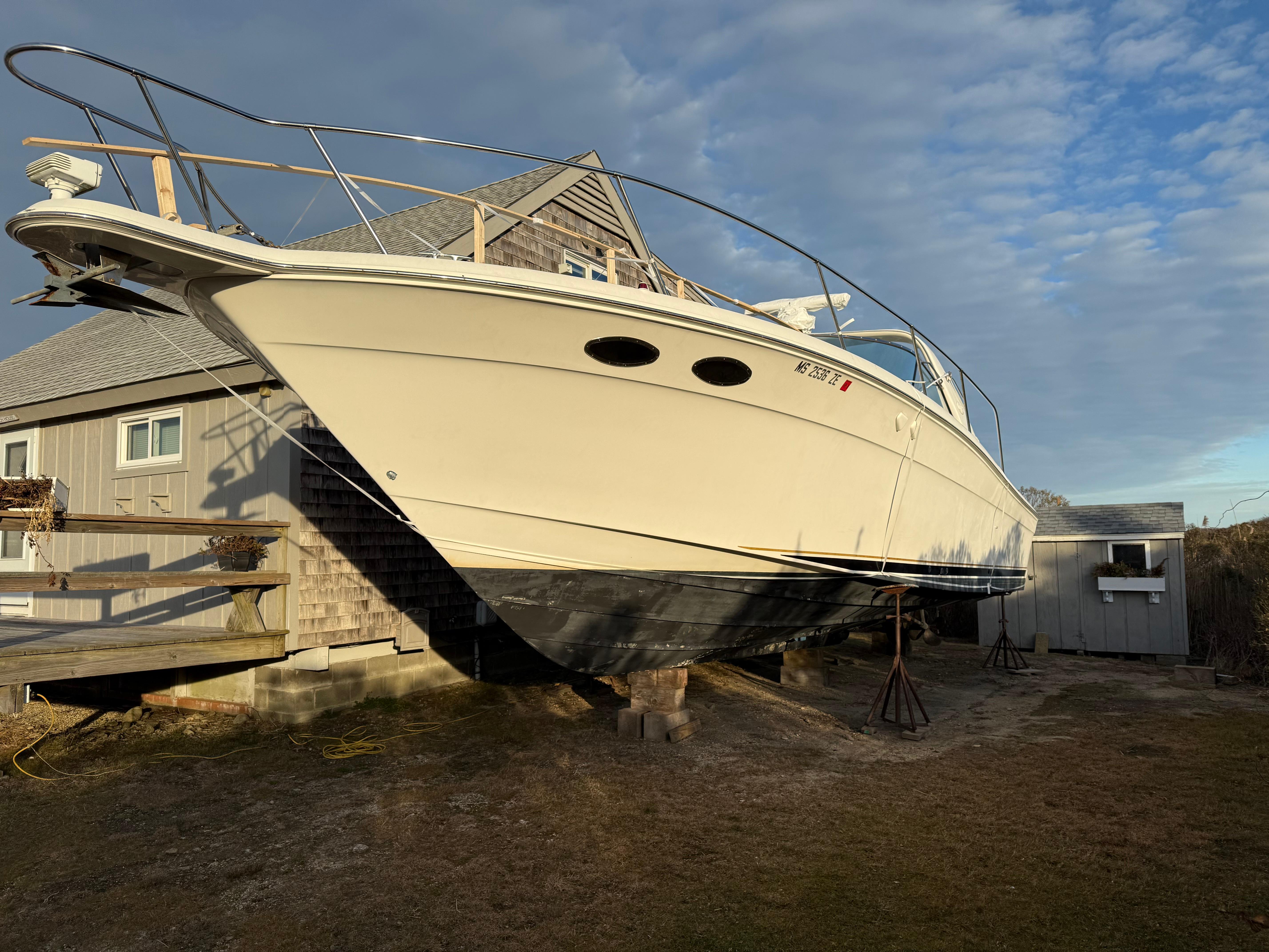 Used 2000 Sea Ray 370 Express Cruiser, 02536 Falmouth - Boat