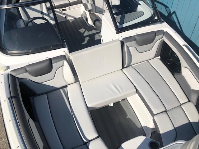 2019 Yamaha Boats 212 Limited S