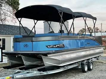 2023 Avalon Catalina 25 Elite TT - IN STOCK