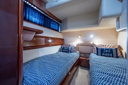 Viking Sport Cruiser 60 Juliet Whiskey - Starboard Guest Stateroom, Side by Side Berths