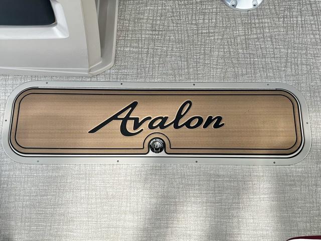 2023 Avalon LSZ 23 Quad Lounge TT - IN STOCK