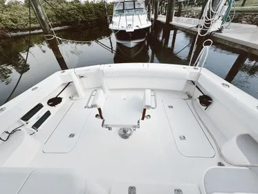 2004 Luhrs 41 CONVERTABLE