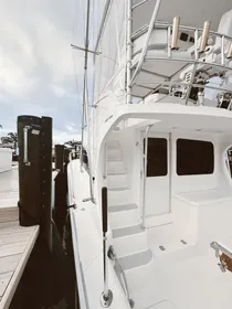 2004 Luhrs 41 CONVERTABLE