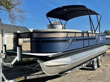 2023 Viaggio Lago 22 R (Rear Fish) - IN STOCK! BLOWOUT DEAL!